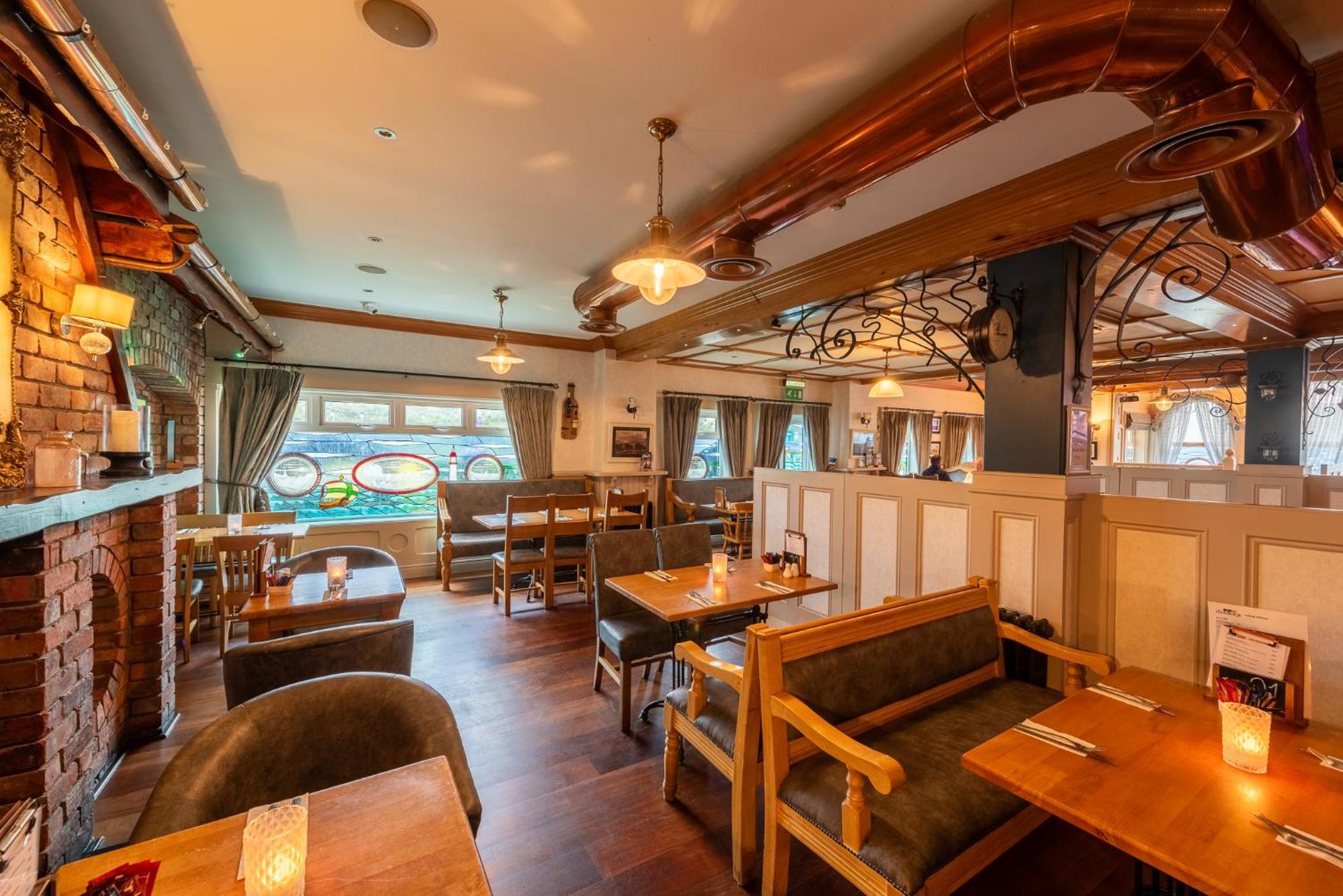 The Harbour Inn Buncrana Exteriör bild