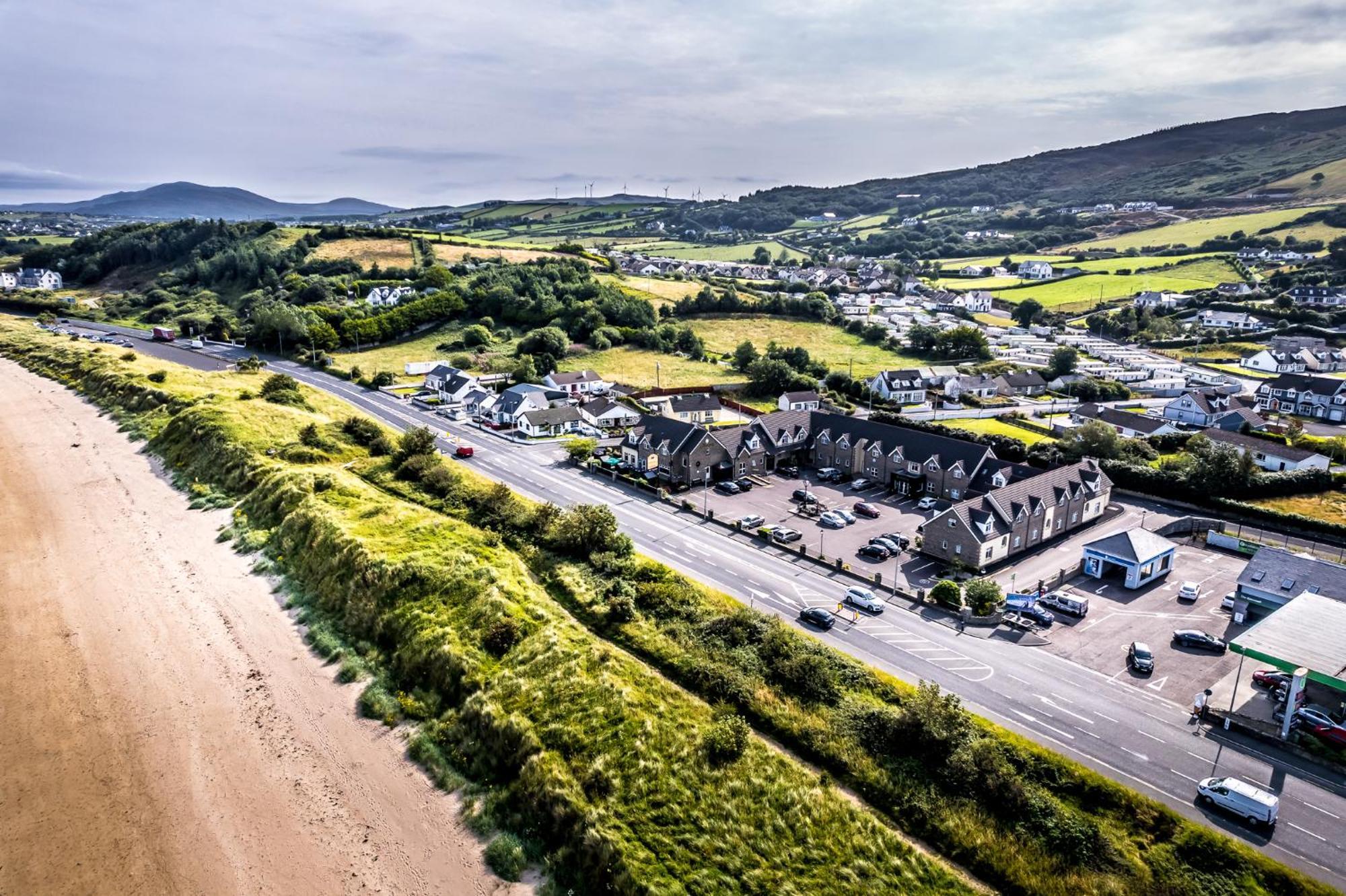 The Harbour Inn Buncrana Exteriör bild